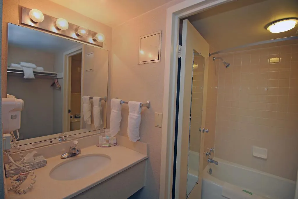 Neptune Park Inn Virginia Beach Hotel